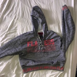 Flawless crop sweatshirt